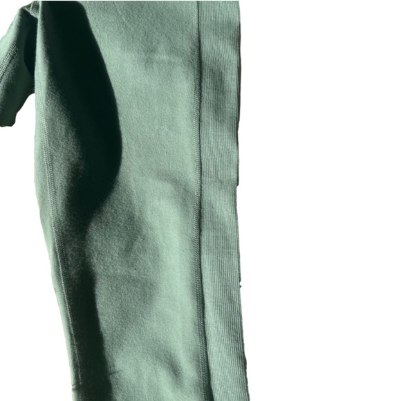 Sincerely Jules for Bandier Set in:Fatigue Green Meadow Leggings + Meadow Bra xl - Picture 6 of 6